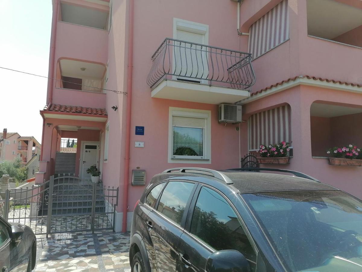 Apartments Zaharija Ровинь Экстерьер фото